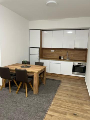 Centar Ns 5 Appartement Novi Sad Buitenkant foto